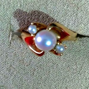 14K European Girl with A Pearl Earring (Vermeer-1665) 3.81gms.